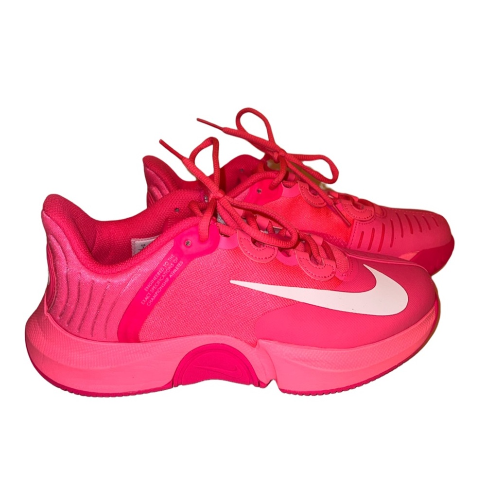 Hot pink Nike sneakers 7 women